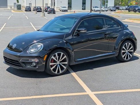 Used 2013 Volkswagen Beetle R-Line FWD image 8