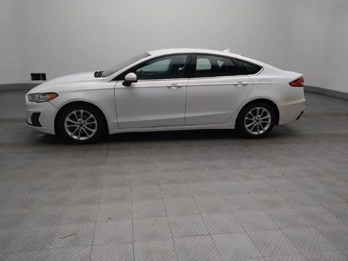 Used 2020 Ford Fusion SE FWD image 2