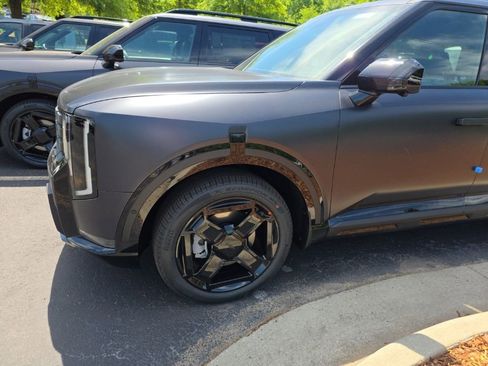 New 2027 Kia Telluride SX X-Line image 3