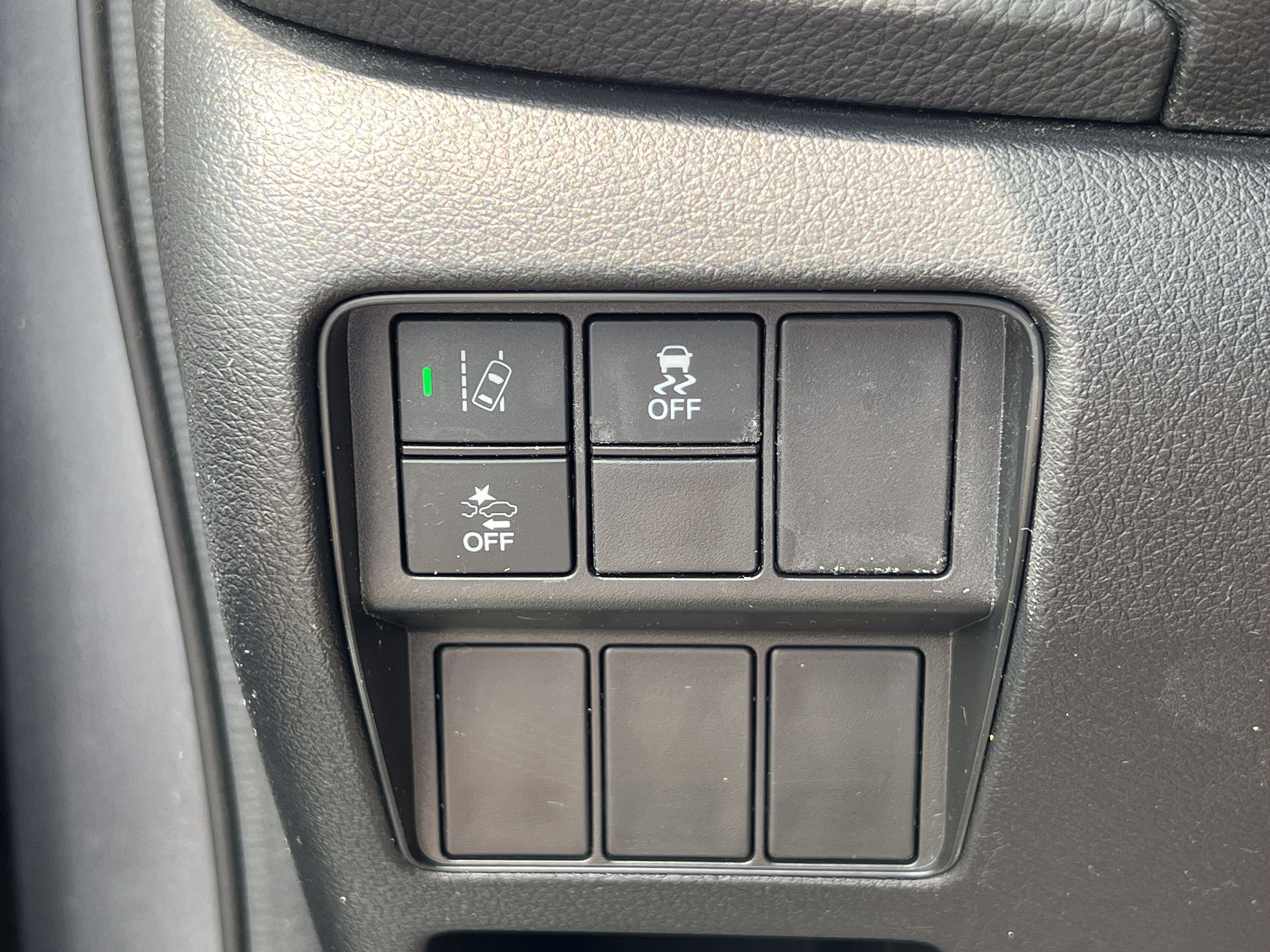 Used 2020 Honda CR-V LX image 15