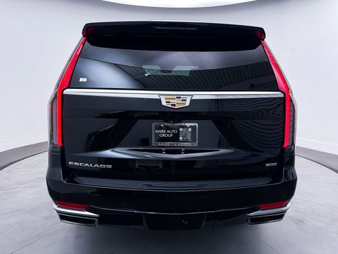 Used 2023 Cadillac Escalade Premium Luxury image 15