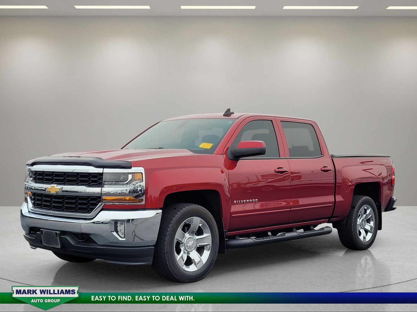 Used 2018 Chevrolet Silverado 1500 LT w/ LT Eassist Package AWD/4WD image 8