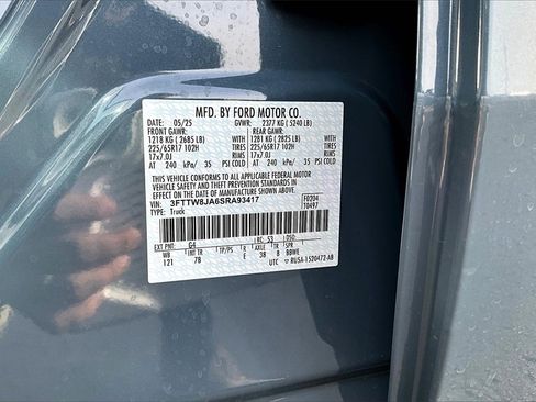 New 2025 Ford Maverick XLT w/ XLT Luxury Package image 8