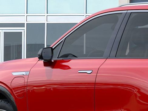 New 2026 Cadillac Vistiq Luxury w/ LPO, Floor Liner Package image 12