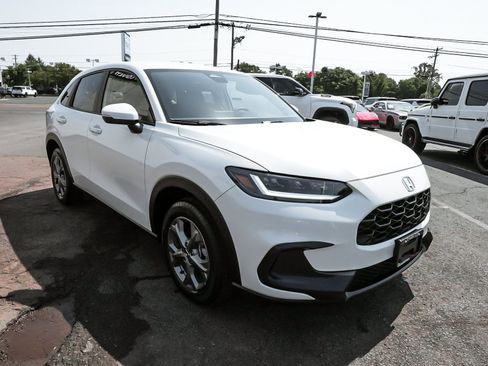 Used 2026 Honda HR-V LX image 3
