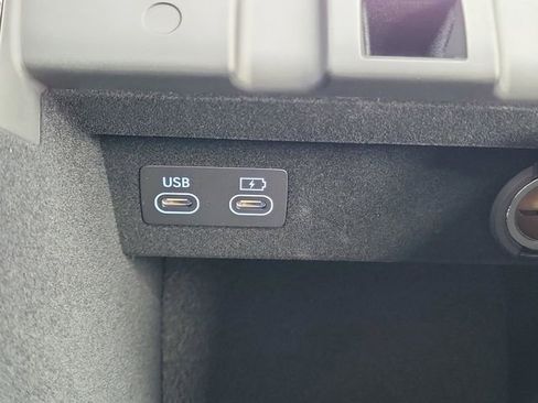 New 2026 Genesis GV70 2.5T Advanced image 29