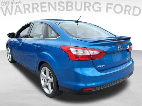 Used 2013 Ford Focus Titanium w/ Titanium Handling Pkg FWD image 5