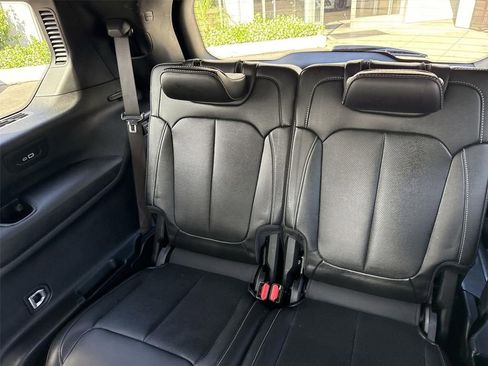 Used 2024 Jeep Grand Cherokee L Limited w/ Luxury Tech Group II AWD/4WD image 34