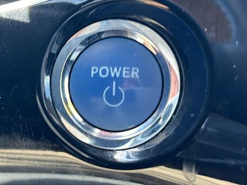 Used 2019 Toyota Prius Prime Plus FWD image 34