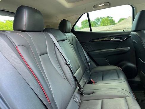 Used 2022 Buick Envision Essence w/ Technology Package II FWD image 21