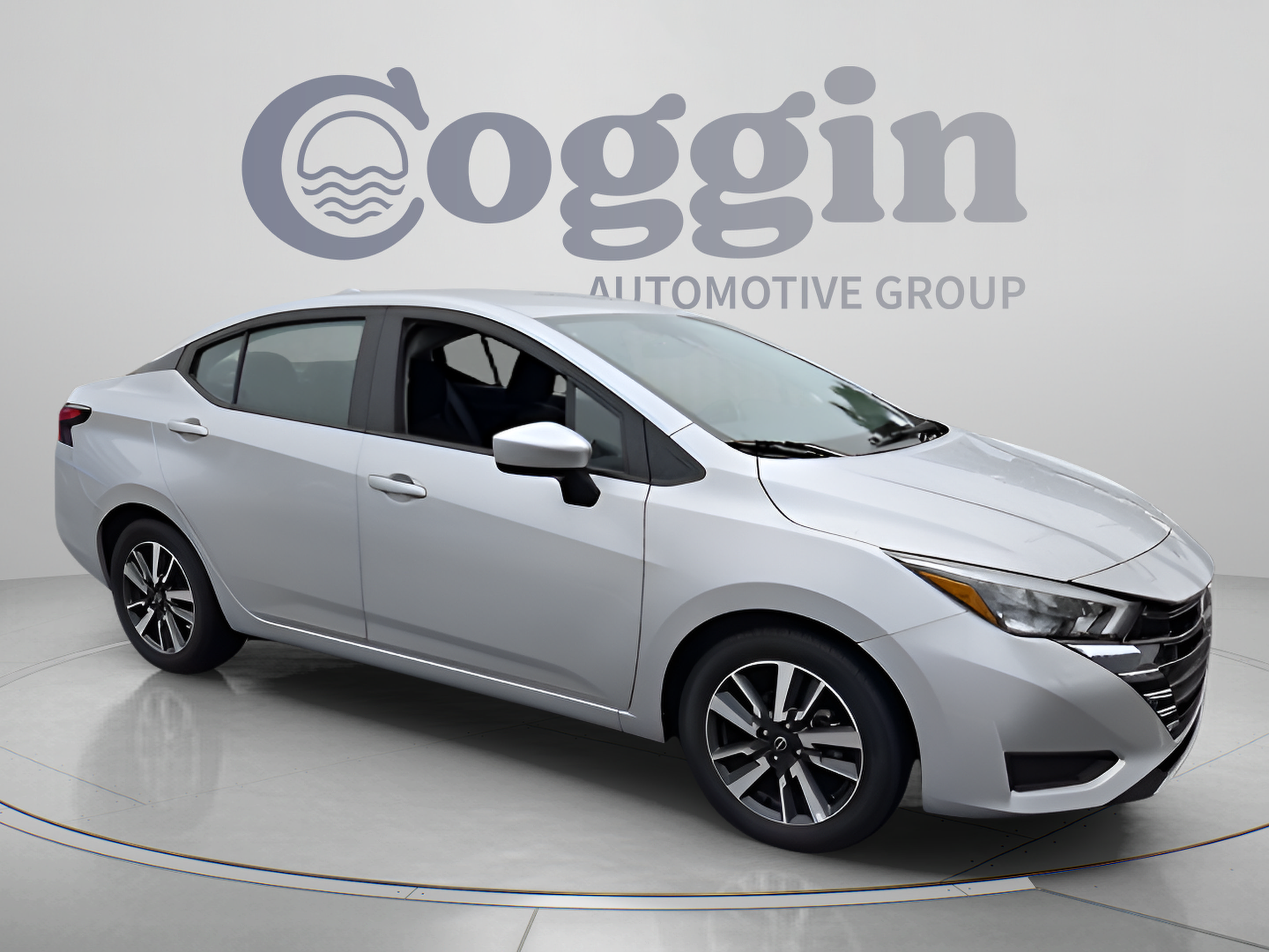 Used 2025 Nissan Versa SV FWD image 7