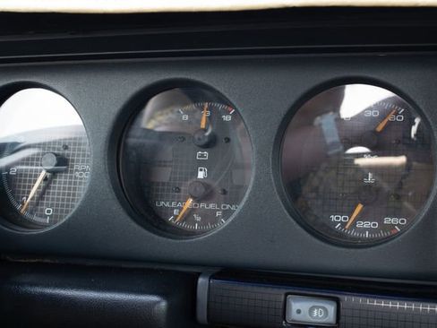 Used 1991 Pontiac Firebird Convertible image 21