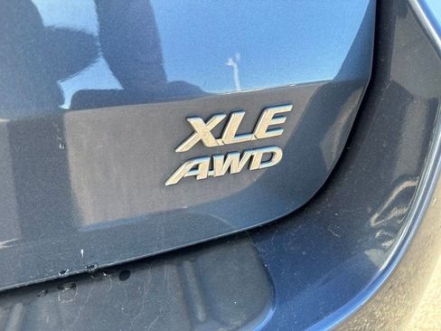 Used 2015 Toyota Sienna XLE AWD/4WD image 4