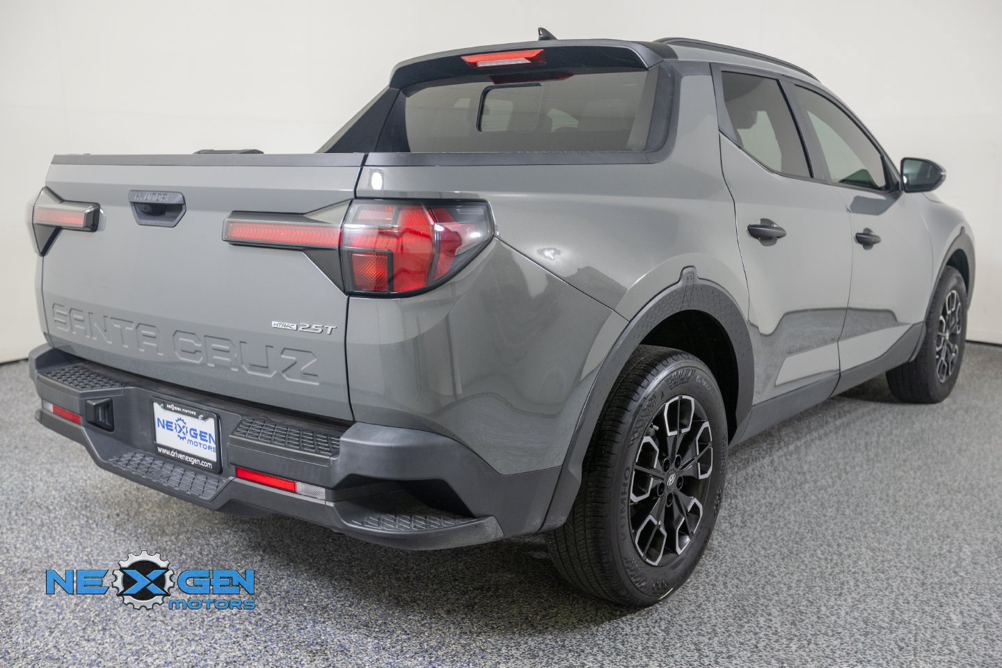 Used 2024 Hyundai Santa Cruz SEL w/ Activity Package AWD/4WD image 36