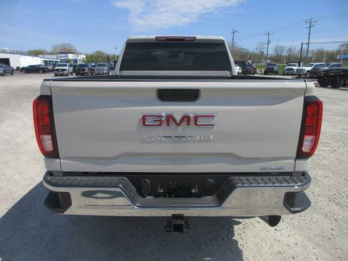 New 2026 GMC Sierra 2500 SLE image 6