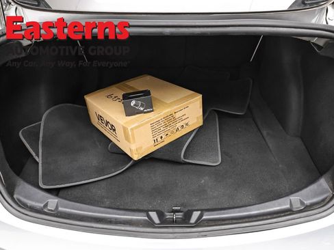 Used 2018 Tesla Model 3 Long Range image 9