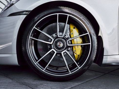 Used 2021 Porsche 911 Turbo S AWD/4WD image 3
