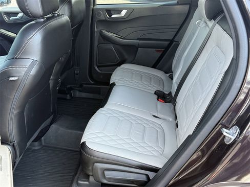 Used 2023 Ford Escape Platinum w/ Premium Technology Package image 19