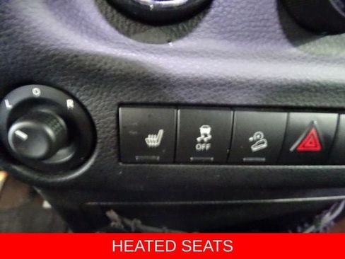 Used 2013 Jeep Wrangler Unlimited Sahara w/ Dual Top Group AWD/4WD image 11