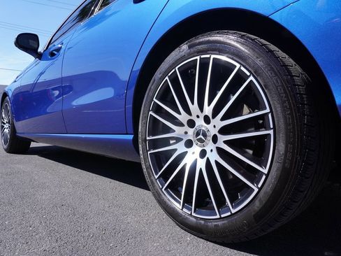 Used 2025 Mercedes-Benz C 300 Sedan image 6