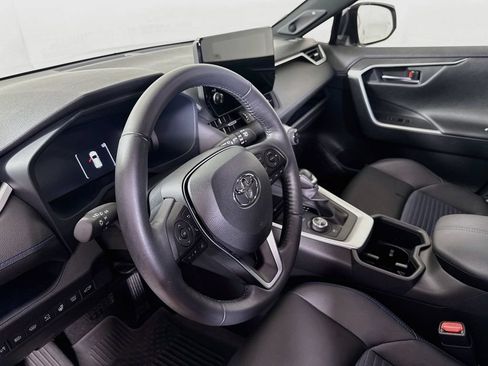 Certified 2025 Toyota RAV4 XSE w/ Advanced Technology Package AWD/4WD image 9