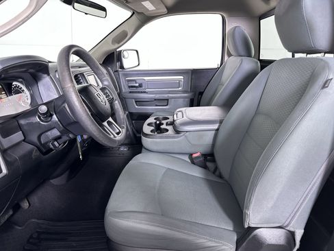 Used 2018 RAM 1500 Express image 56