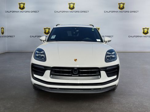Used 2023 Porsche Macan w/ Premium Package Plus AWD/4WD image 8