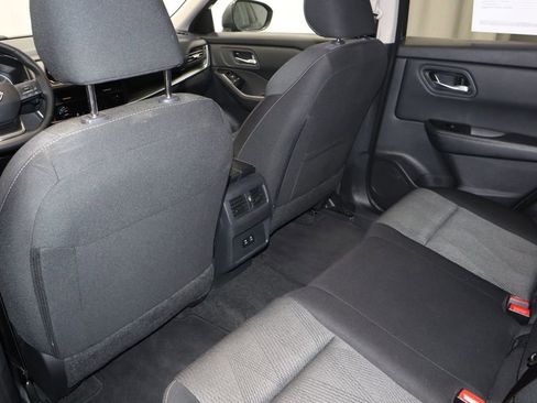 Certified 2025 Nissan Rogue SV image 20