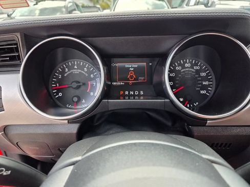 Used 2021 Ford Mustang Premium RWD image 28