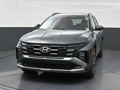 Used 2025 Hyundai Tucson SEL FWD image 8
