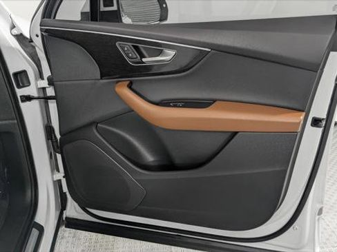 Used 2021 Audi Q7 2.0T Premium w/ Convenience Package image 26