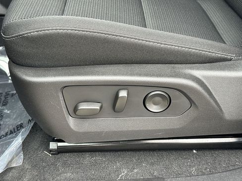 New 2026 GMC Canyon Elevation w/ Convenience Package RWD image 21