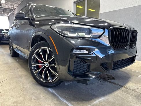 Used 2021 BMW X5 xDrive40i w/ M Sport Package AWD/4WD image 2