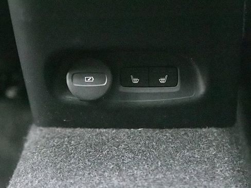 Certified 2023 Volvo XC40 Recharge Ultimate w/ Protection Package Premier image 22