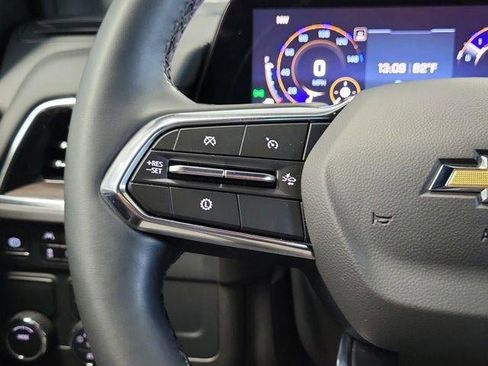 Used 2025 Chevrolet Suburban LT w/ Comfort Package image 24