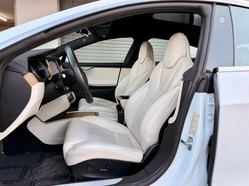 Used 2020 Tesla Model S Long Range image 18