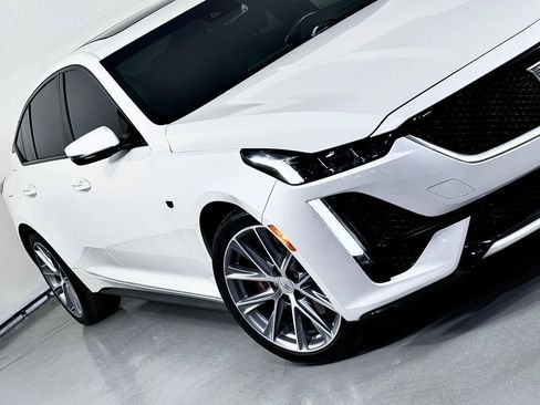 Used 2020 Cadillac CT5 Sport image 4