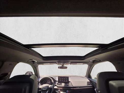 Used 2025 Audi Q5 2.0T Premium image 28