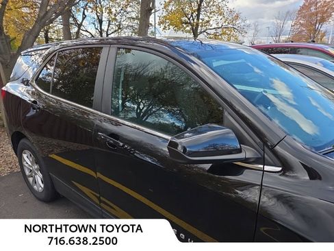 Used 2021 Chevrolet Equinox LT image 3