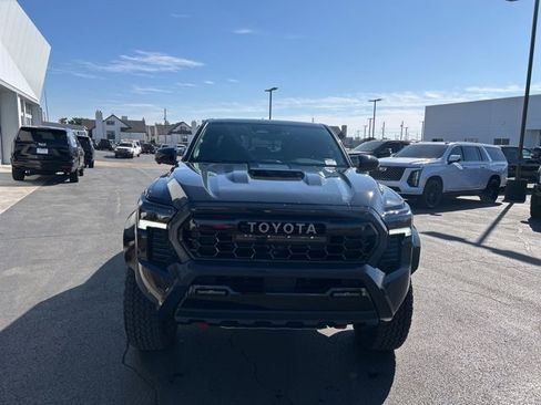 Used 2025 Toyota Tacoma TRD Pro image 3