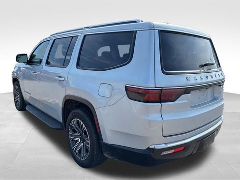 Used 2024 Jeep Wagoneer Series II w/ Flexible Seating Group image 3
