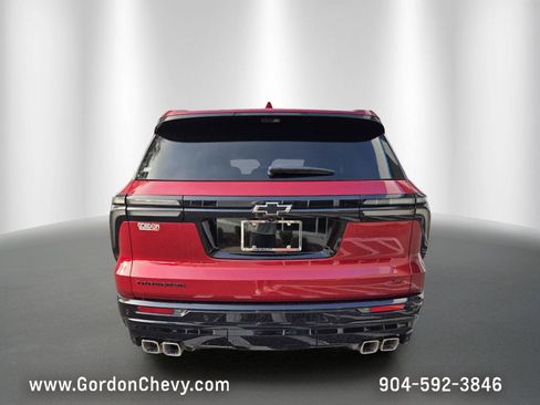 New 2026 Chevrolet Traverse RS w/ LPO, Floor Liner Package FWD image 5