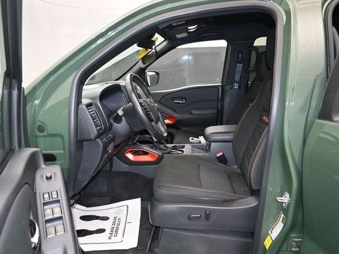 Used 2023 Nissan Frontier PRO-4X w/ Pro Convenience Package AWD/4WD image 12