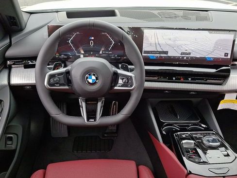 Certified 2026 BMW 530i xDrive w/ M Sport Package image 11