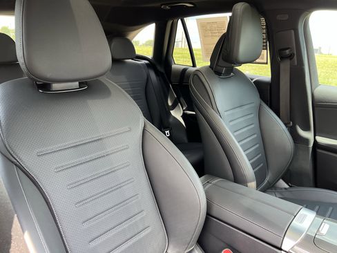 Certified 2026 Mercedes-Benz GLC 300 4MATIC image 35