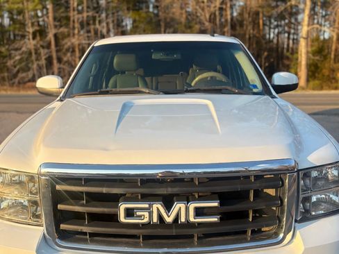 Used 2012 GMC Sierra 1500 SLT w/ SLT Convenience Package image 5