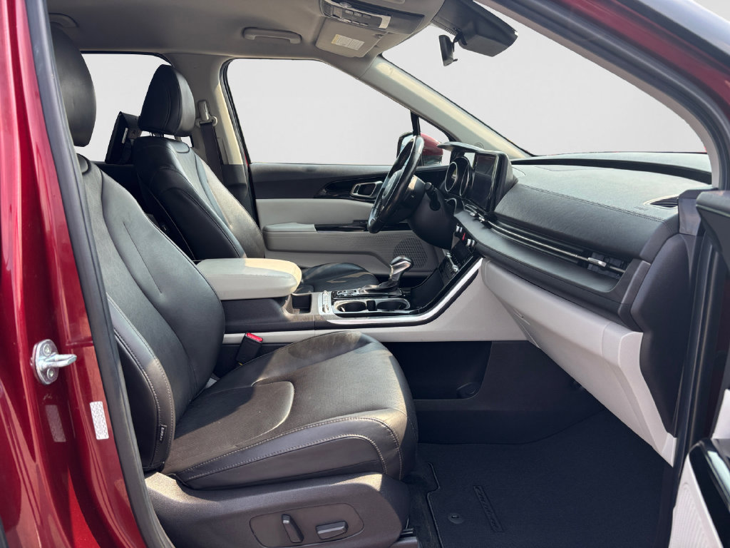 Used 2022 Kia Carnival SX FWD image 15