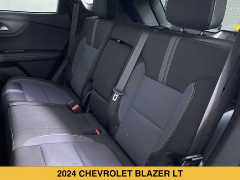 Certified 2024 Chevrolet Blazer LT w/ Convenience Package FWD image 12