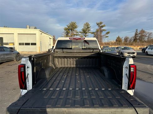 Used 2024 GMC Sierra 2500 Denali Ultimate image 28