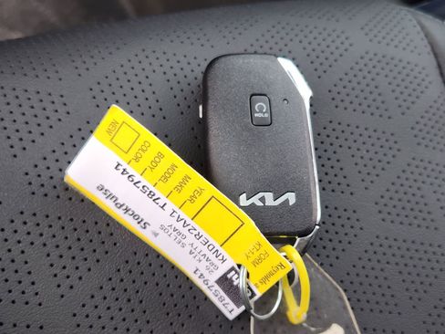 New 2026 Kia Seltos EX image 28